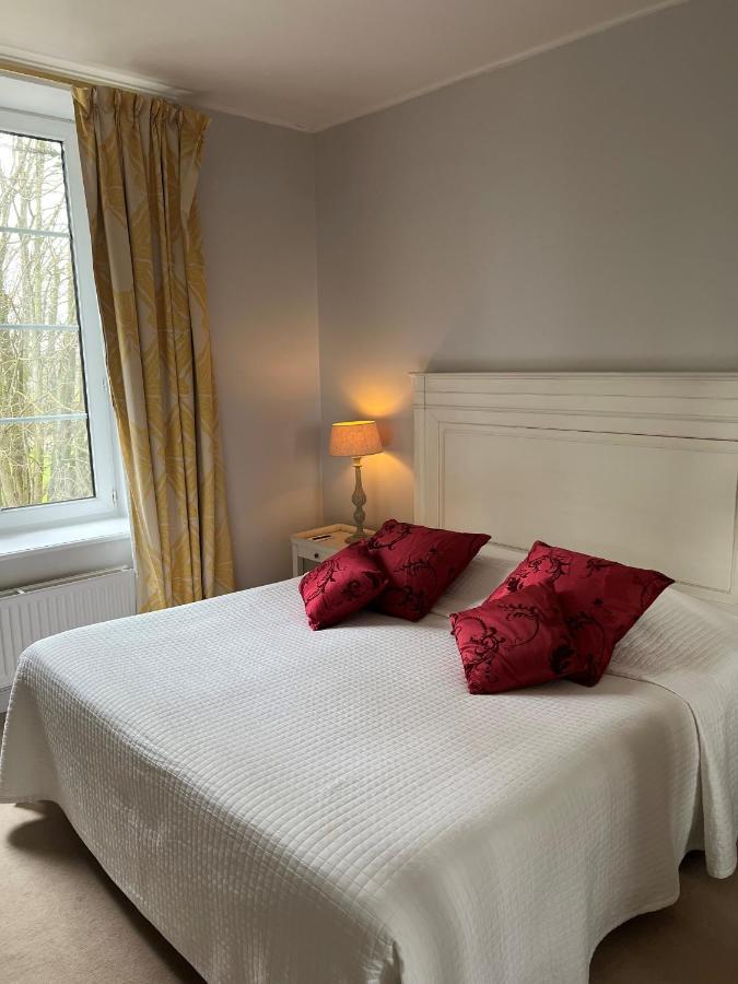 Grand Hotel "Chateau De Sully" - Piscine & Spa -Teritoria Sully  Exterior photo