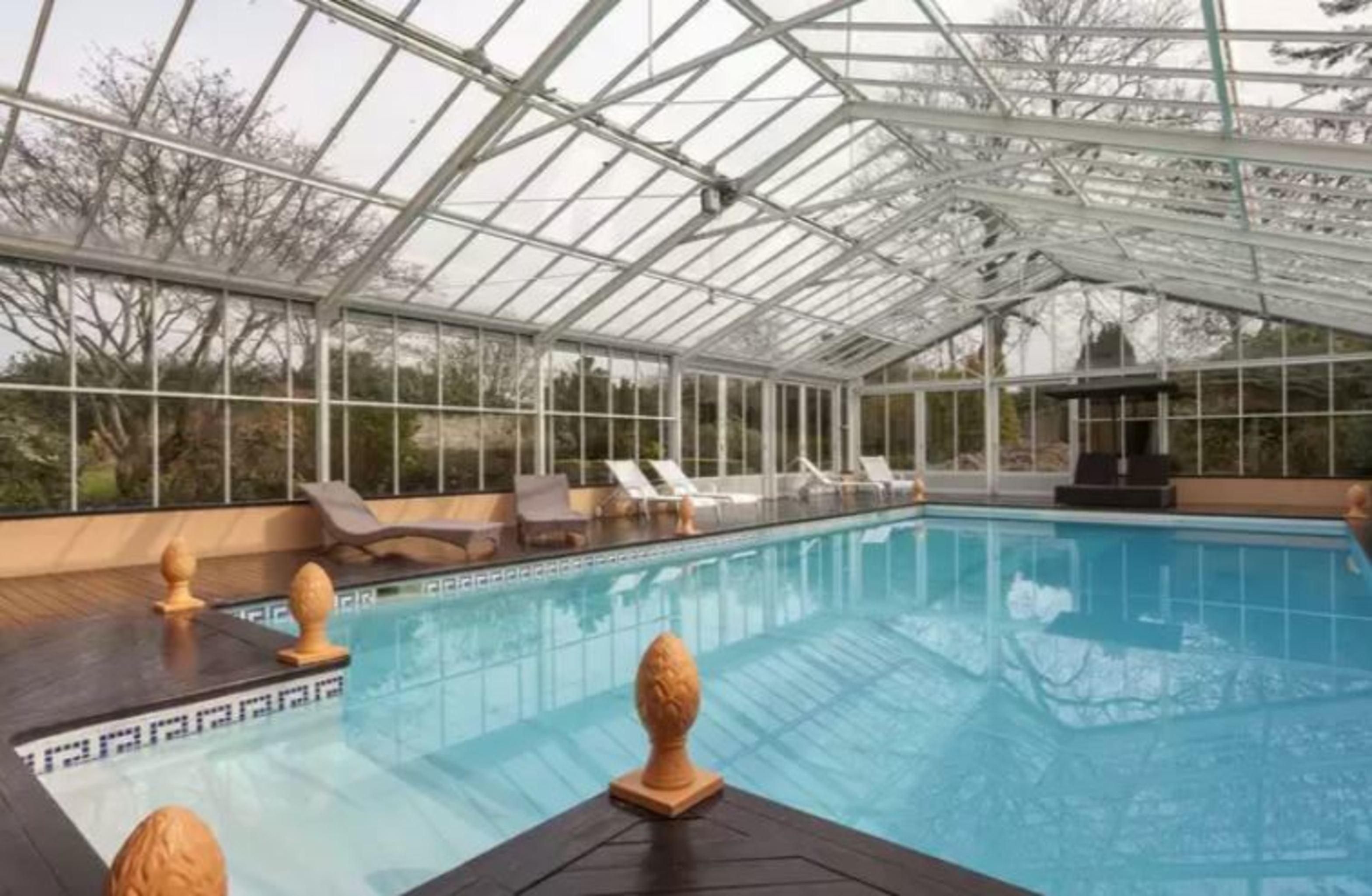 Grand Hotel "Chateau De Sully" - Piscine & Spa -Teritoria Sully  Exterior photo