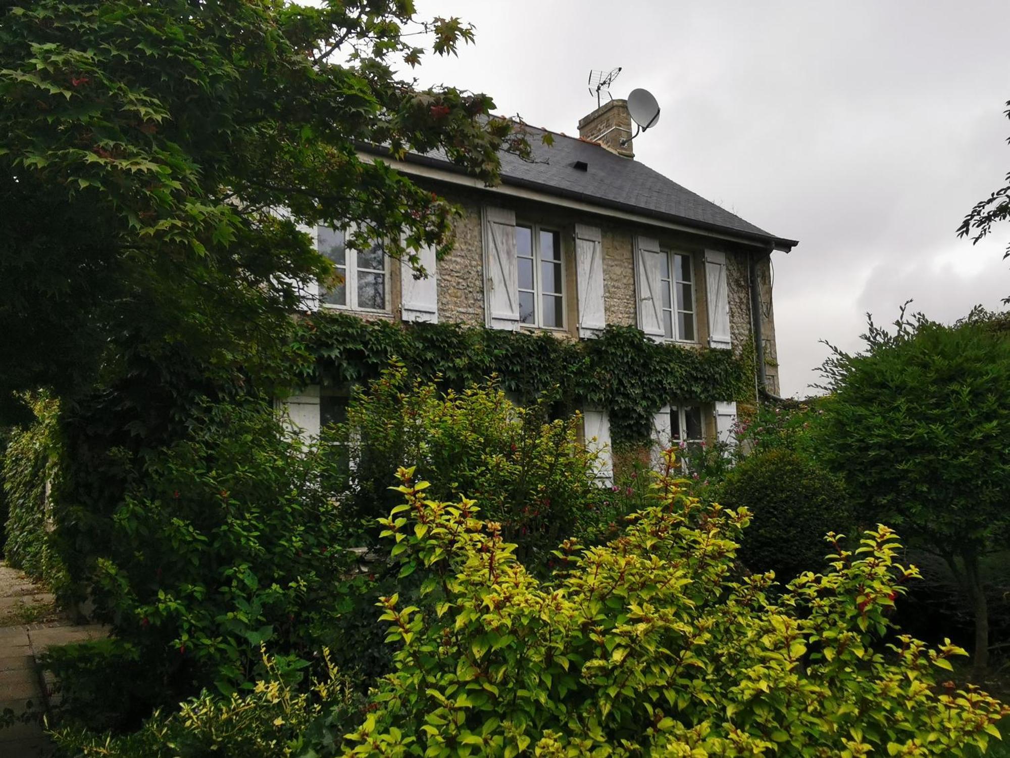 Grand Hotel "Chateau De Sully" - Piscine & Spa -Teritoria Sully  Exterior photo